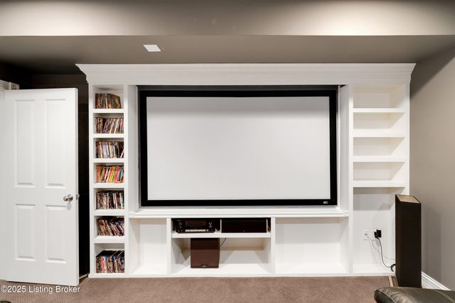 7005 Quarry Dr, Crestwood, KY 40014