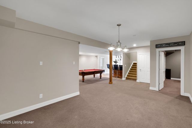 7005 Quarry Dr, Crestwood, KY 40014