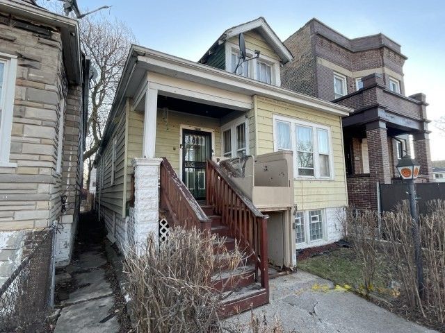 6753 S Laflin Street, Chicago, IL 60636