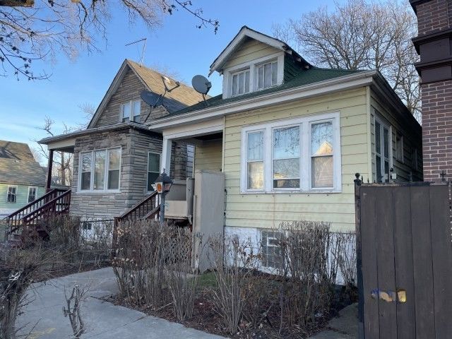 6753 S Laflin Street, Chicago, IL 60636