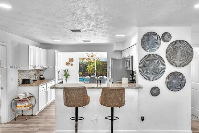 4633 SW 28th Ave, Dania Beach, FL 33312