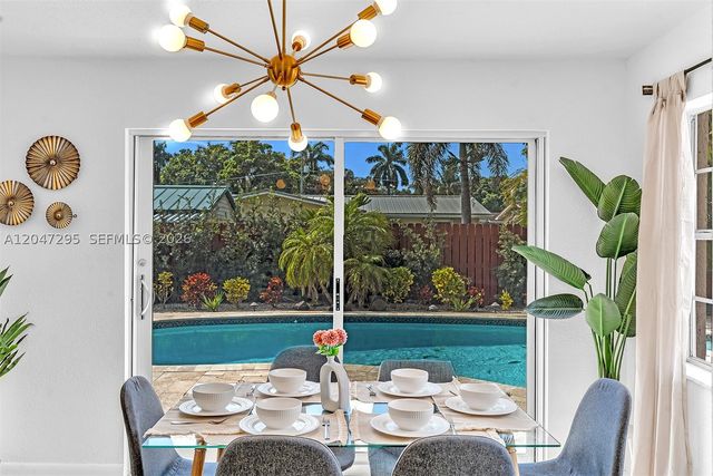 4633 SW 28th Ave, Dania Beach, FL 33312