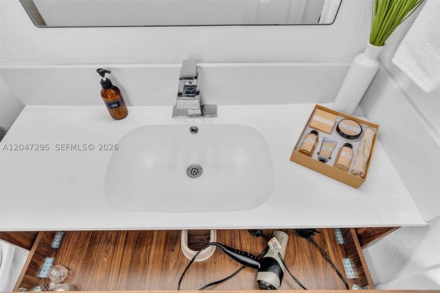 4633 SW 28th Ave, Dania Beach, FL 33312