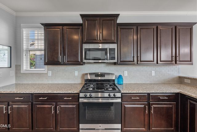 1005 Woodland Grove Way, Wake Forest, NC 27587