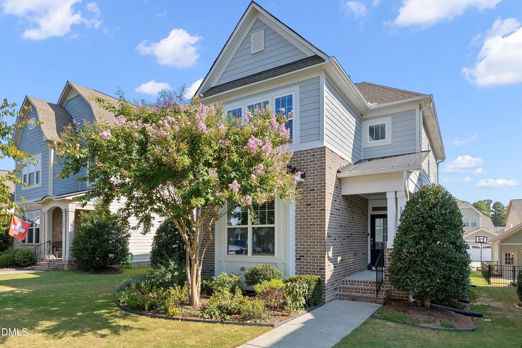 1005 Woodland Grove Way, Wake Forest, NC 27587