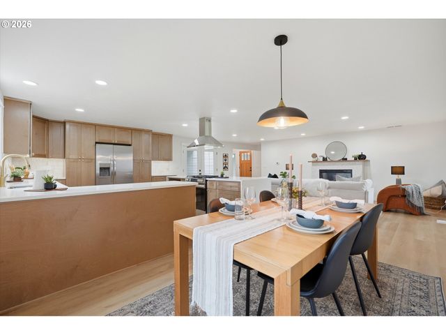 22100 Sw AUGUSTA Ln, Hillsboro, OR 97123
