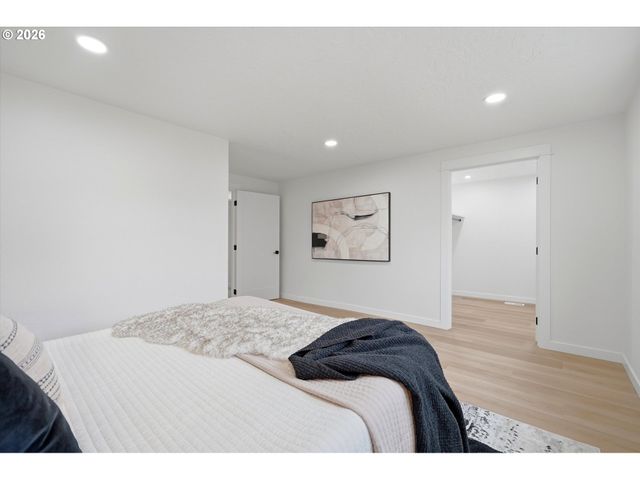 22100 Sw AUGUSTA Ln, Hillsboro, OR 97123