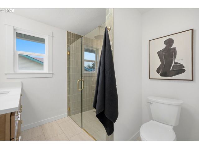 22100 Sw AUGUSTA Ln, Hillsboro, OR 97123