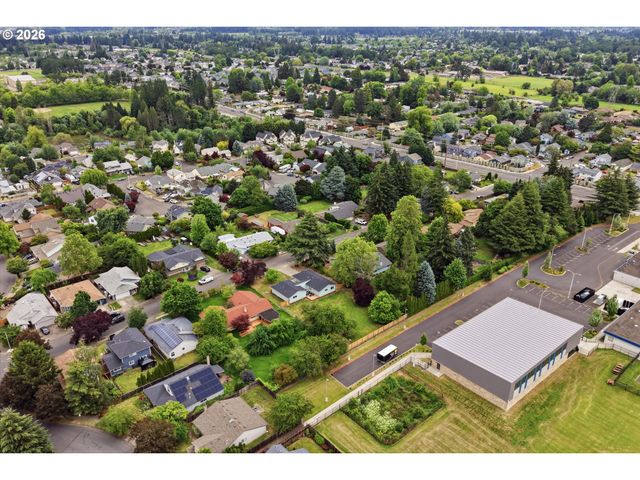 22100 Sw AUGUSTA Ln, Hillsboro, OR 97123