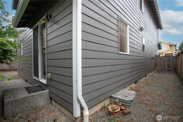 9926 2nd Place NE, Lake Stevens, WA 98258