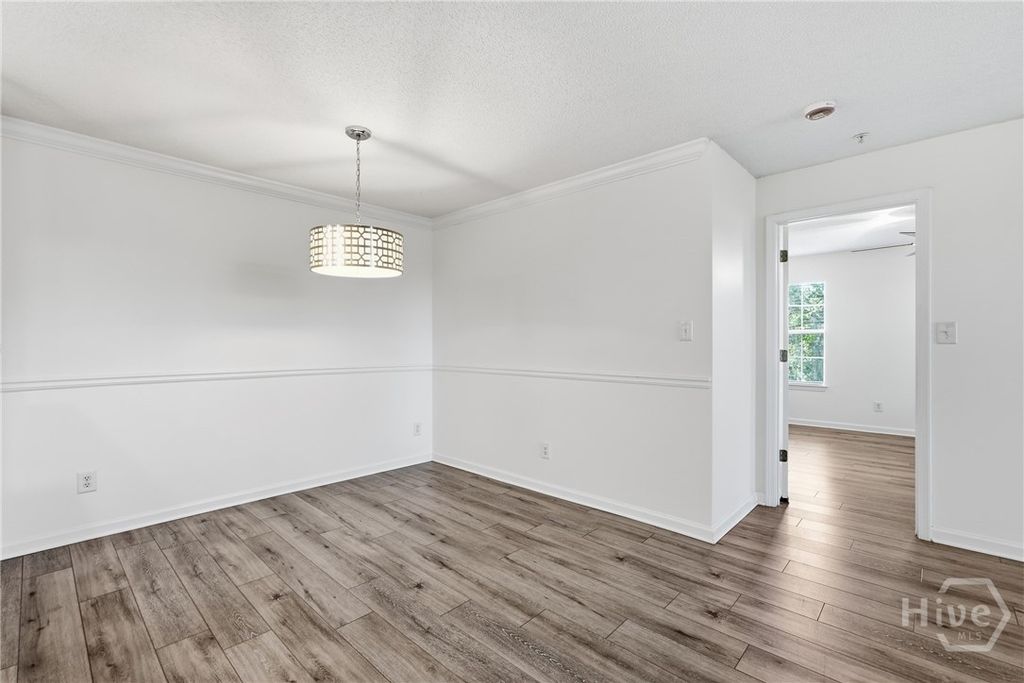 Image 10 of property listing at 3302 Walden Park Drive, Savannah, GA 31410