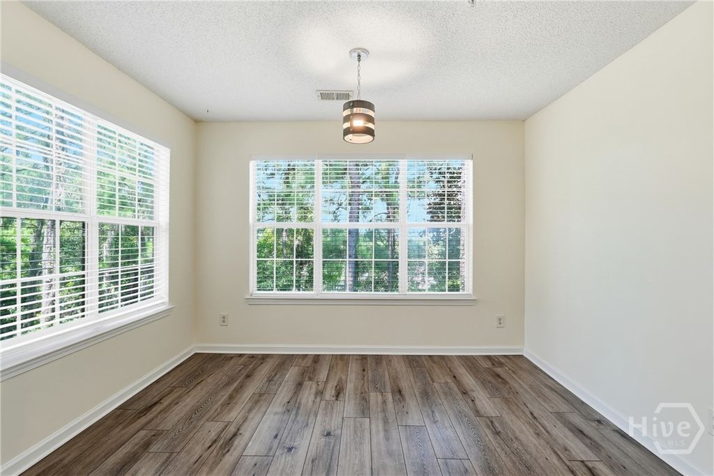 Image 16 of property listing at 3302 Walden Park Drive, Savannah, GA 31410