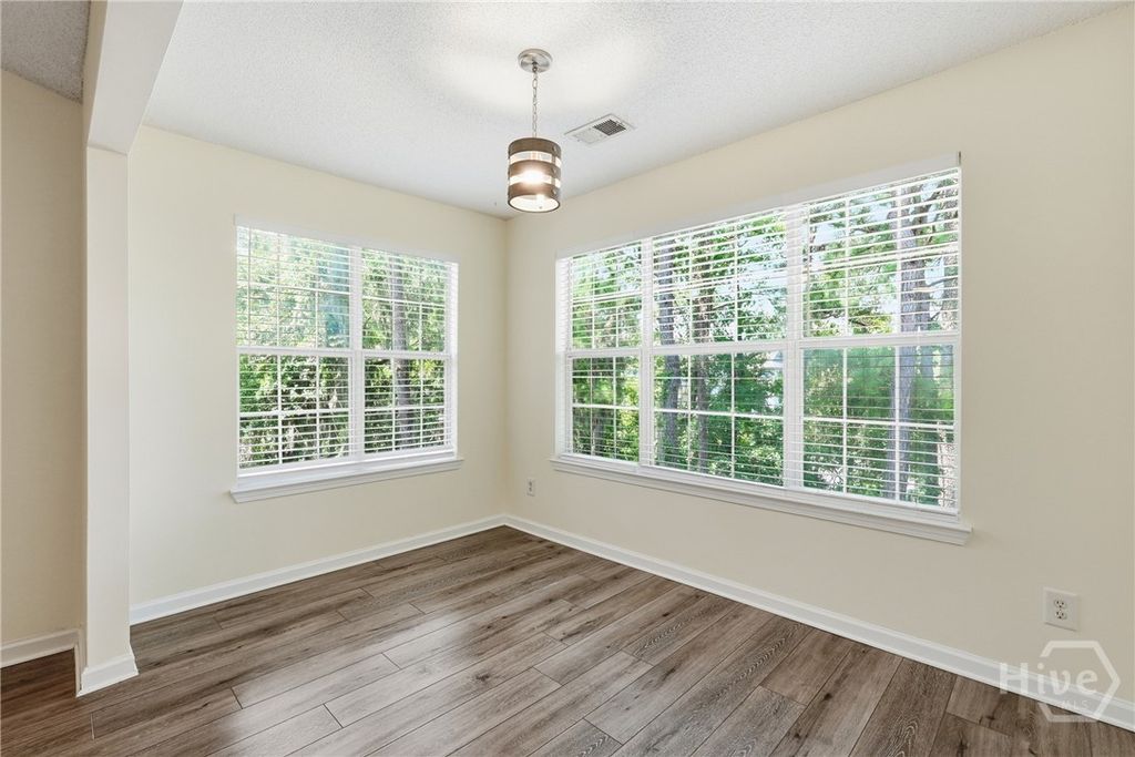 Image 17 of property listing at 3302 Walden Park Drive, Savannah, GA 31410