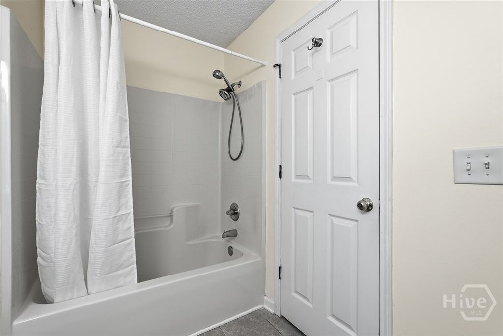 Image 29 of property listing at 3302 Walden Park Drive, Savannah, GA 31410