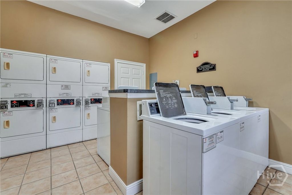 Image 41 of property listing at 3302 Walden Park Drive, Savannah, GA 31410
