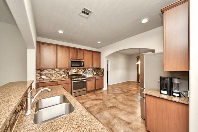 2015 Palmonari Drive, Houston, TX 77049