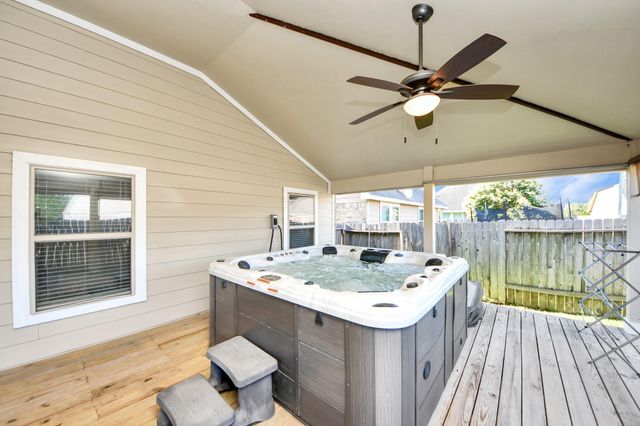 2015 Palmonari Drive, Houston, TX 77049