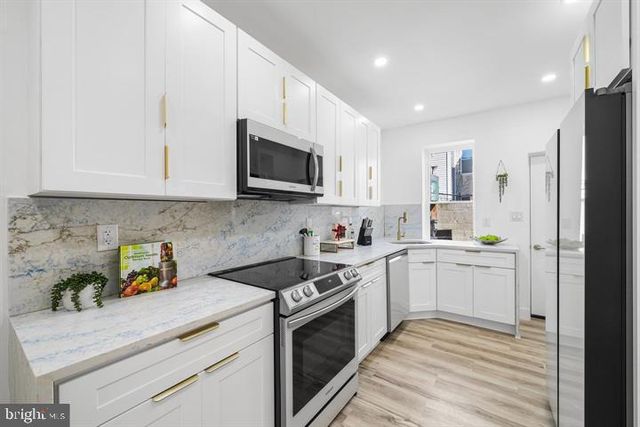 2243 DICKINSON ST, Philadelphia, PA 19146