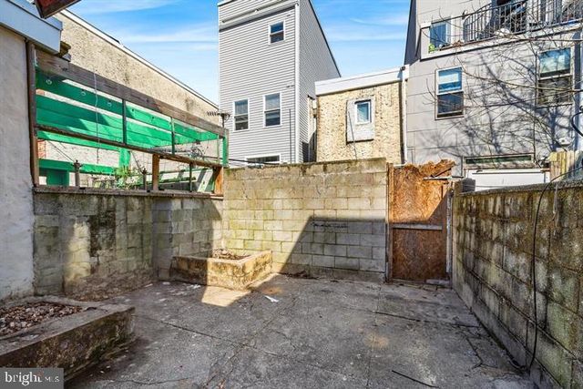 2243 DICKINSON ST, Philadelphia, PA 19146