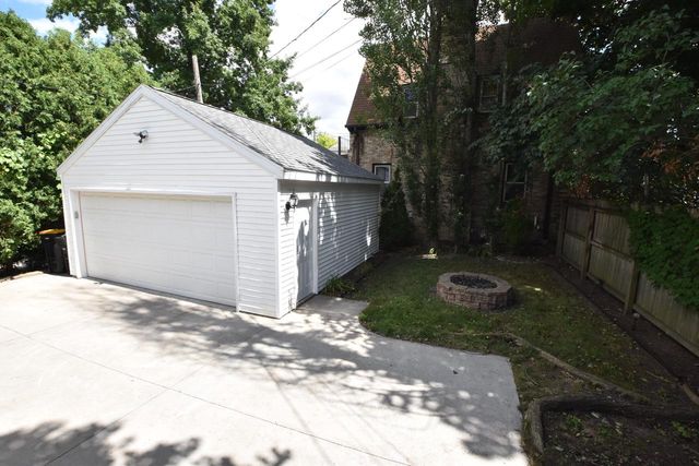 508 N 67th STREET, Wauwatosa, WI 53213