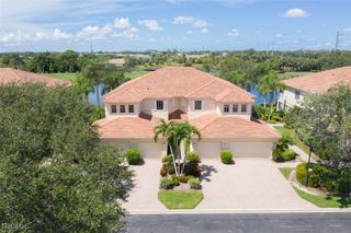 3021 Meandering WAY 202, Fort Myers, FL 33905