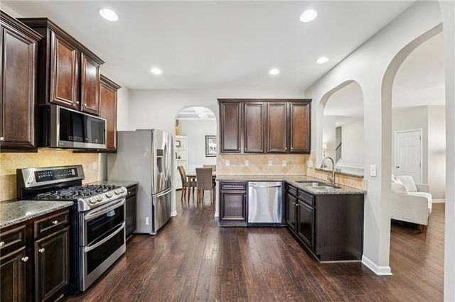 5815 Crest Oak Way, Cumming, GA 30028