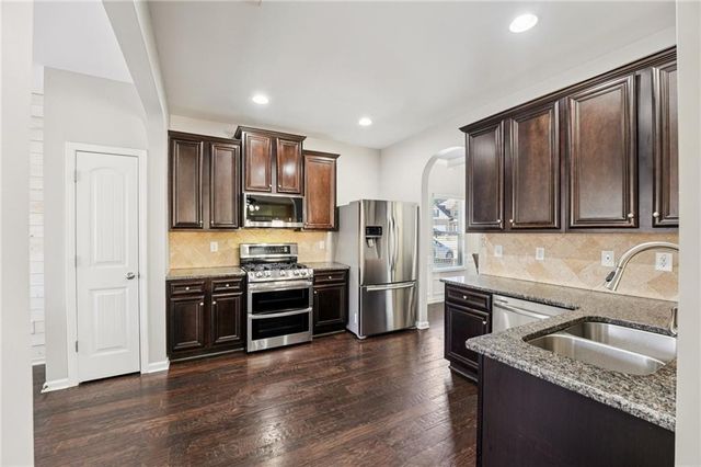 5815 Crest Oak Way, Cumming, GA 30028