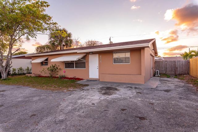 1302 S Congress Avenue, Delray Beach, FL 33445