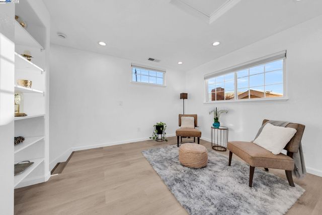 1532 Kooser Rd, San Jose, CA 95118