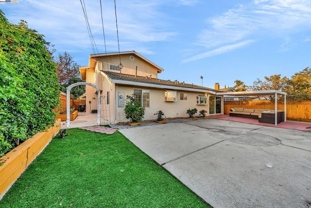 1532 Kooser Rd, San Jose, CA 95118