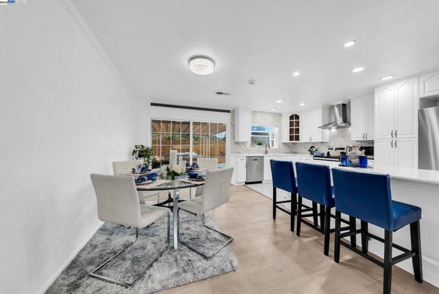 1532 Kooser Rd, San Jose, CA 95118