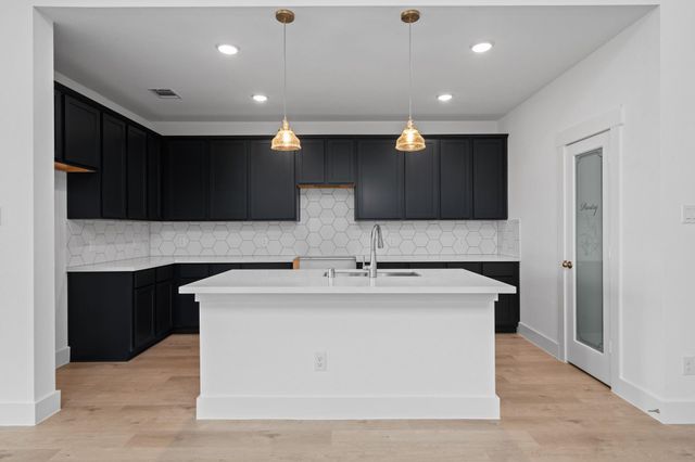 309 Gambels Quail Road, Waller, TX 77484