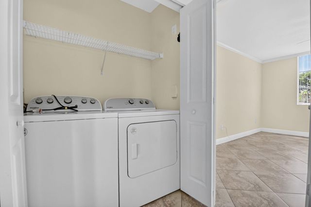 110 YACHT CLUB Way 103, Hypoluxo, FL 33462