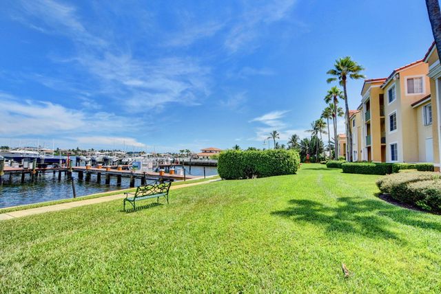 110 YACHT CLUB Way 103, Hypoluxo, FL 33462