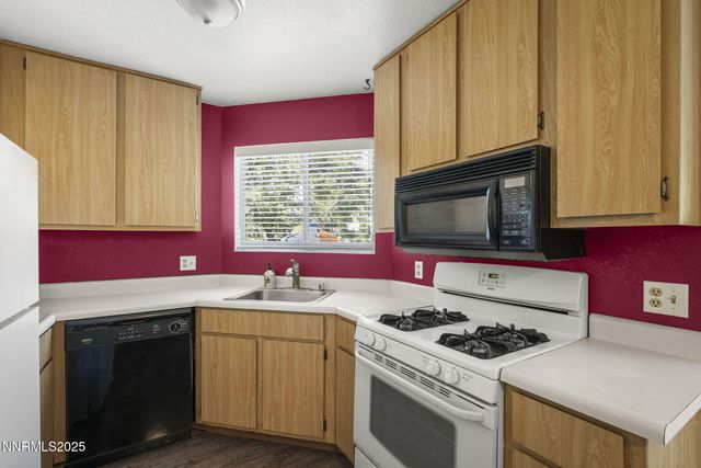 2407 Sunny Slope Drive APT 1, Sparks, NV 89434