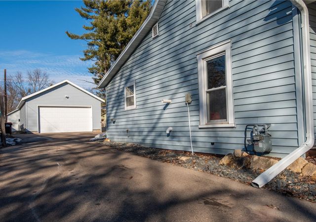 522 6th Street W, Hastings, MN 55033