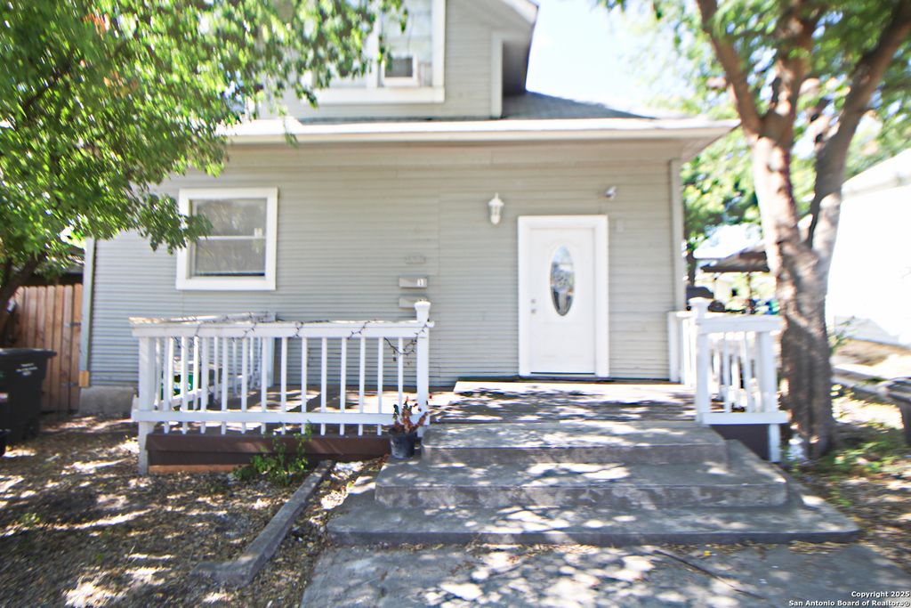 232 Cornell Ave # 101, San Antonio, TX 78201