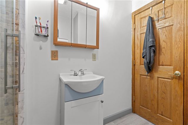 805 Kentucky St, Brackenridge, PA 15014