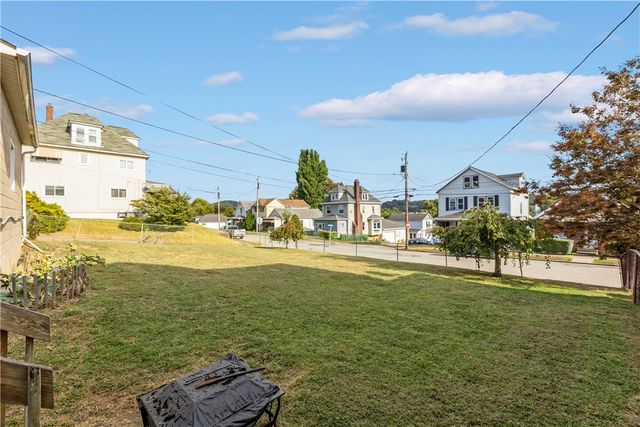 805 Kentucky St, Brackenridge, PA 15014