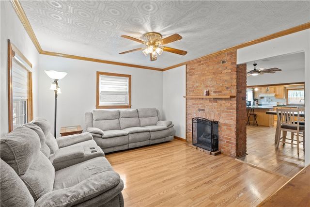 805 Kentucky St, Brackenridge, PA 15014