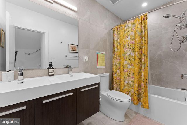 312 POPLAR ST, Philadelphia, PA 19123