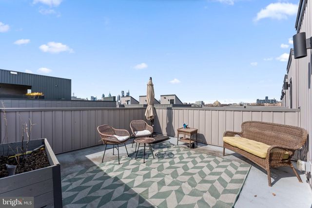 312 POPLAR ST, Philadelphia, PA 19123