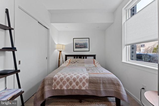 312 POPLAR ST, Philadelphia, PA 19123