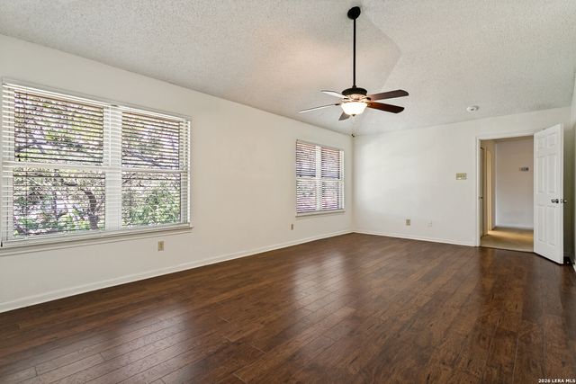 3715 CASTLE CREST ST, San Antonio, TX 78230