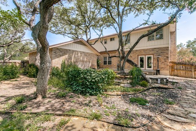 3715 CASTLE CREST ST, San Antonio, TX 78230
