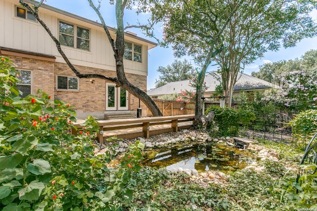 3715 CASTLE CREST ST, San Antonio, TX 78230