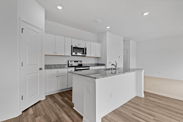 619 Gemsbok RD, Hutto, TX 78634
