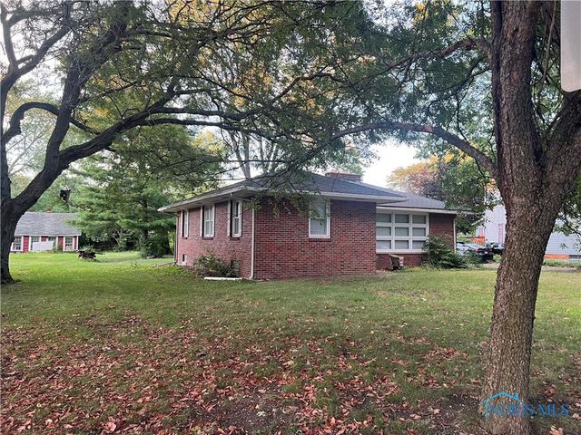 1120 Lewis, Rossford, OH 43460