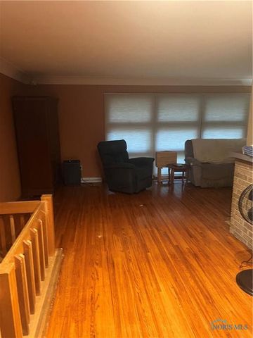 1120 Lewis, Rossford, OH 43460