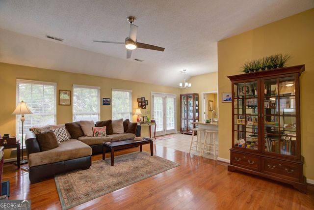 811 Shannon Circle NE, Rome, GA 30161